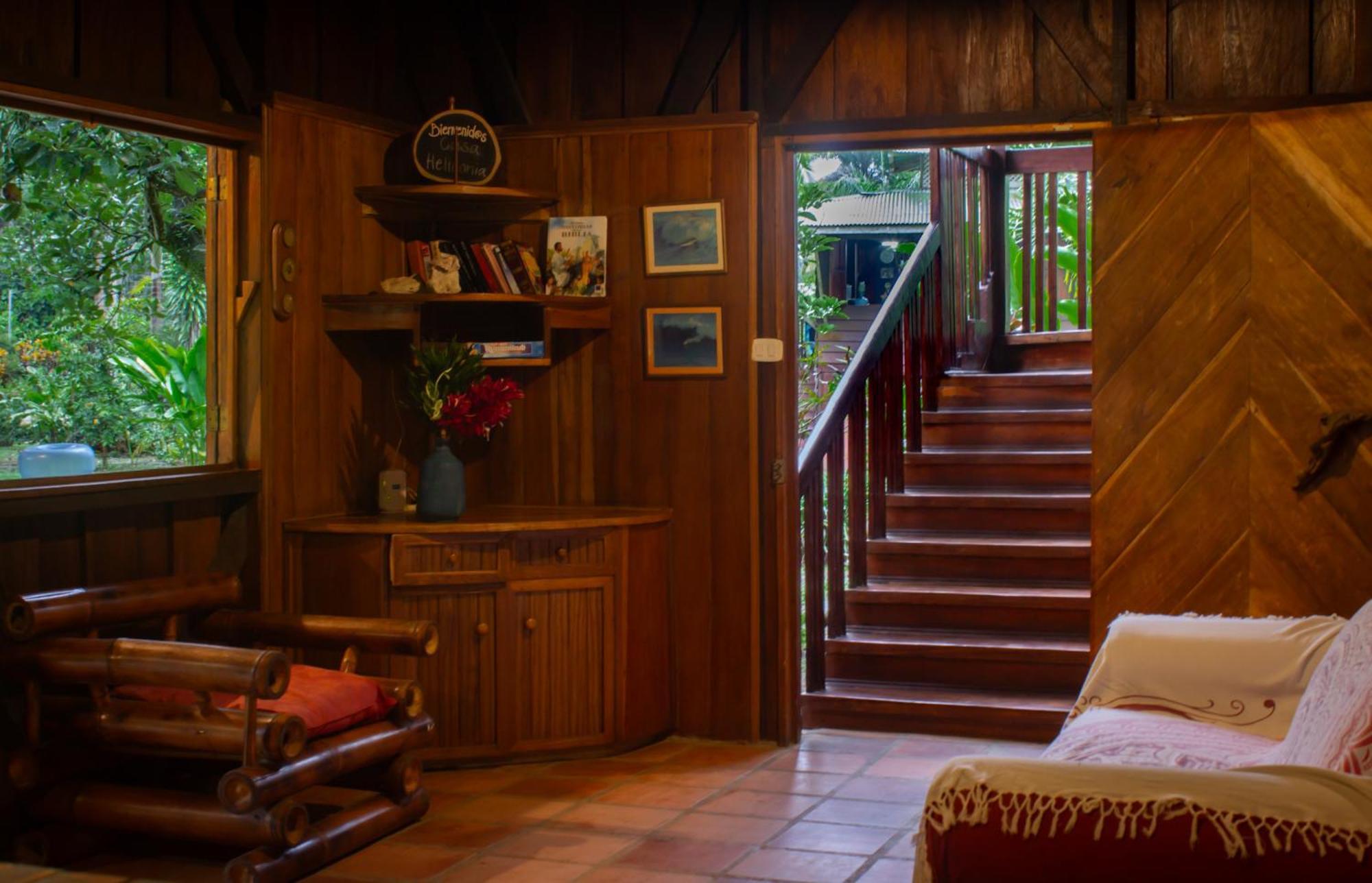 Casa Heliconia - Spacious, Big Garden, Close To The Beach Puerto Viejo de Talamanca Exterior foto